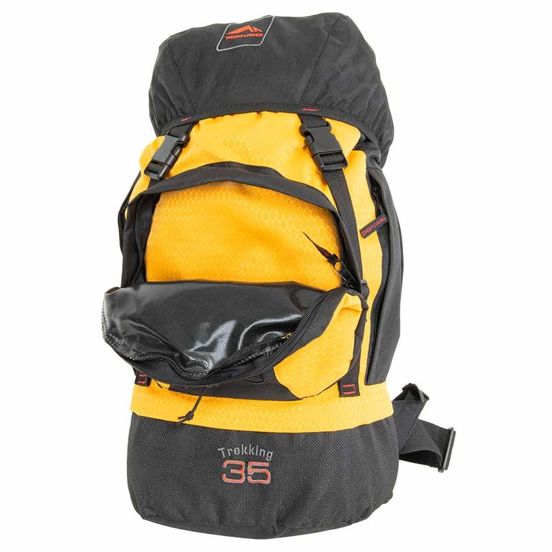 mochila-trekking-35-litros-amarelo-com-preto-trilhas-e-rumos-z5