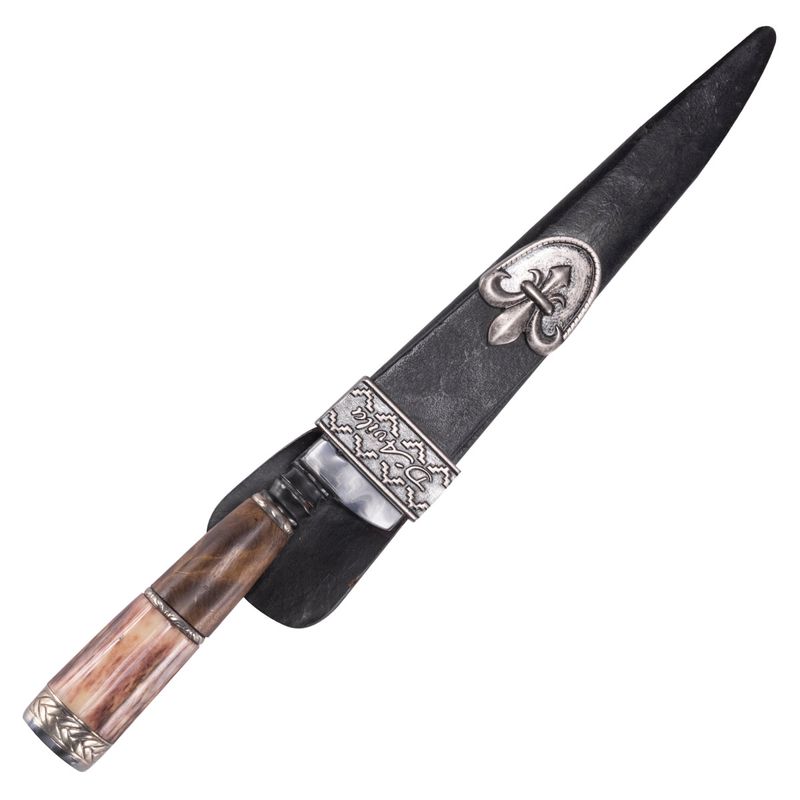 faca-gaucha-integral-8”-em-aco-carbono-5160-com-cabo-torneado-simples-–-d’avila-z18