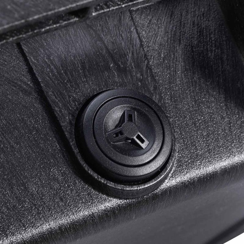 hard-case-vault-v100-pelican-z6