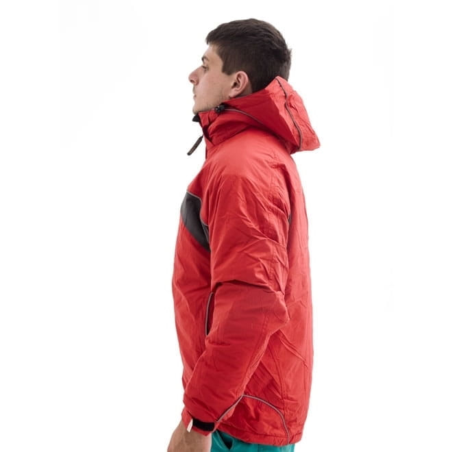 abrigo-vermelho-com-preto-parkha-andes-ii-trilhas-e-rumos-l5
