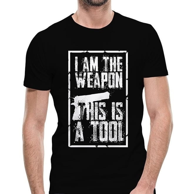 camiseta_airsoft_preta_i_am_the_weapon__vntr
